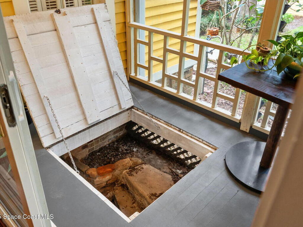 27 Barton Avenue, Rockledge, FL 32955