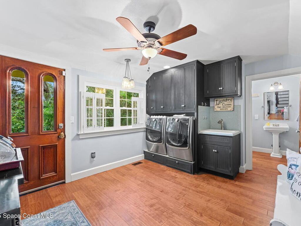 27 Barton Avenue, Rockledge, FL 32955