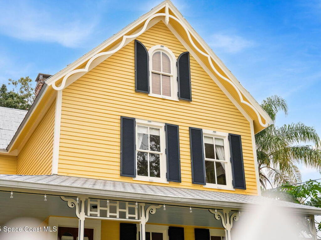 27 Barton Avenue, Rockledge, FL 32955