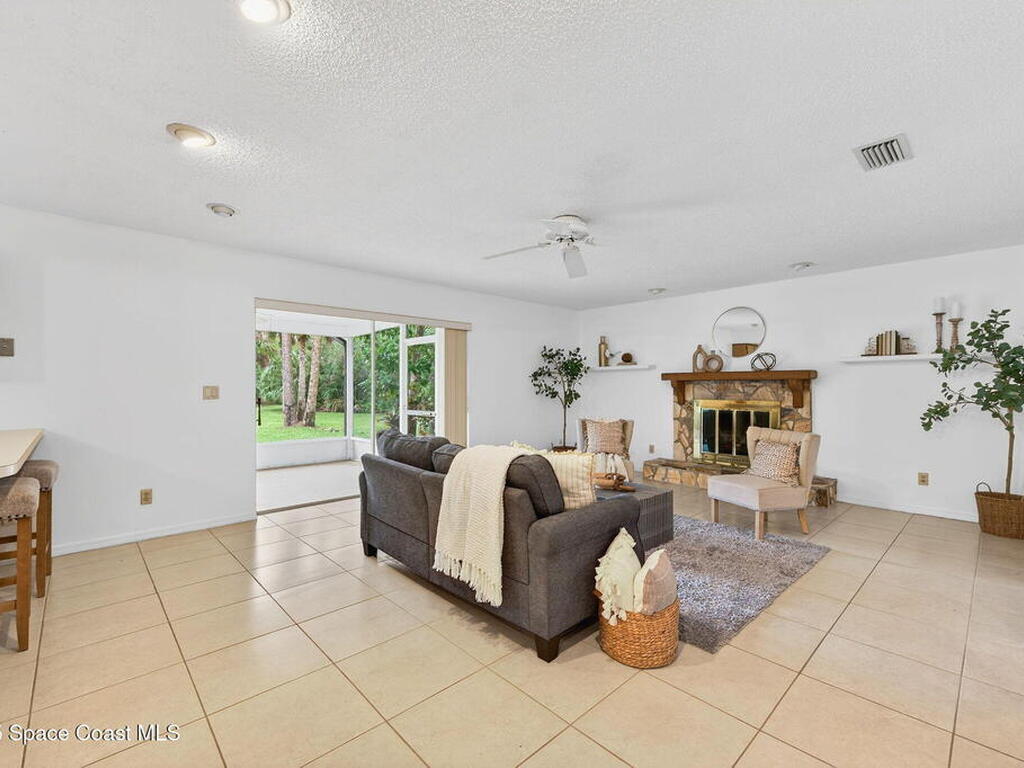 4356 Mustang Road, Melbourne, FL 32934