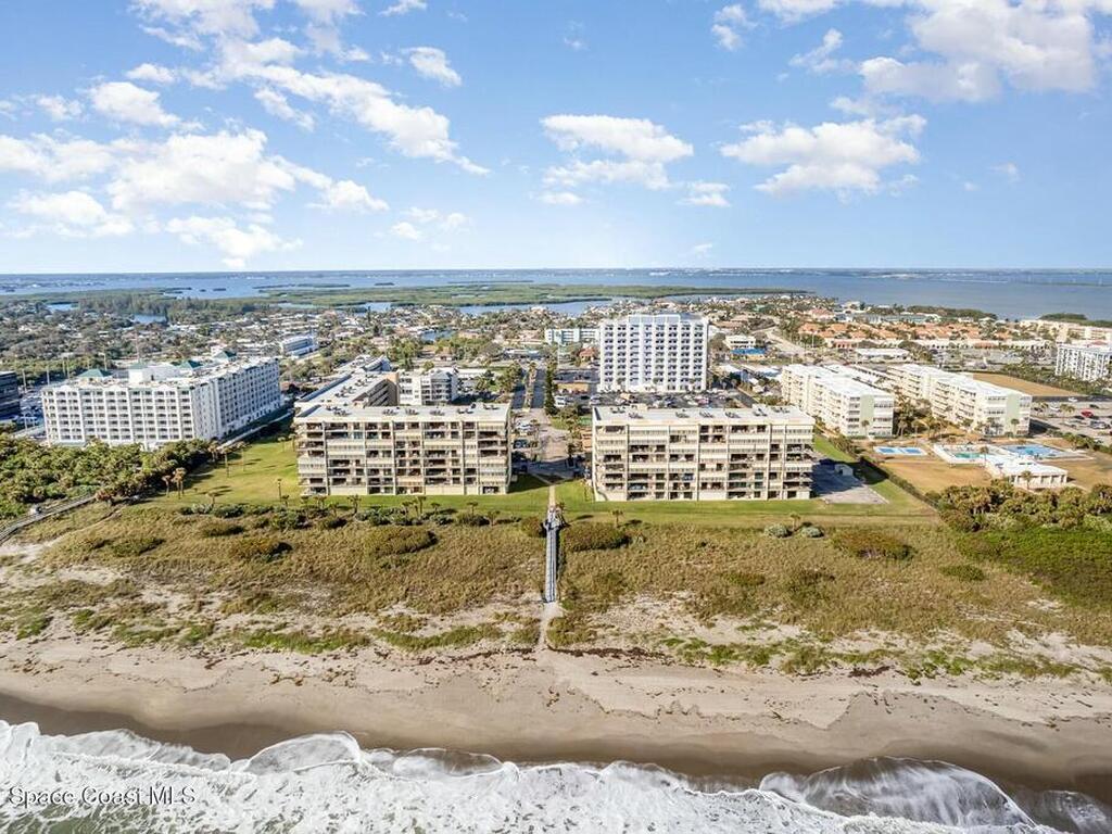 1830 N Atlantic Avenue, Cocoa Beach, FL 32931