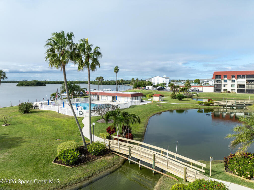 800 S Brevard Avenue, Cocoa Beach, FL 32931
