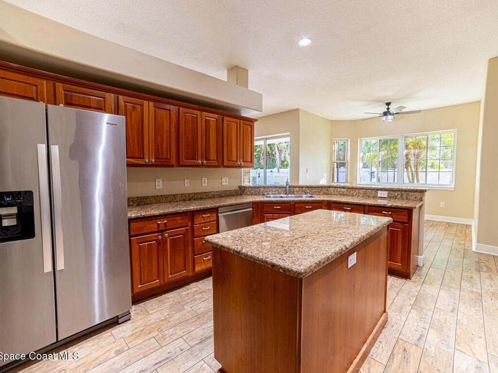 375 Nora Avenue, Merritt Island, FL 32952