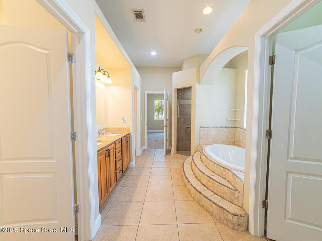 375 Nora Avenue, Merritt Island, FL 32952