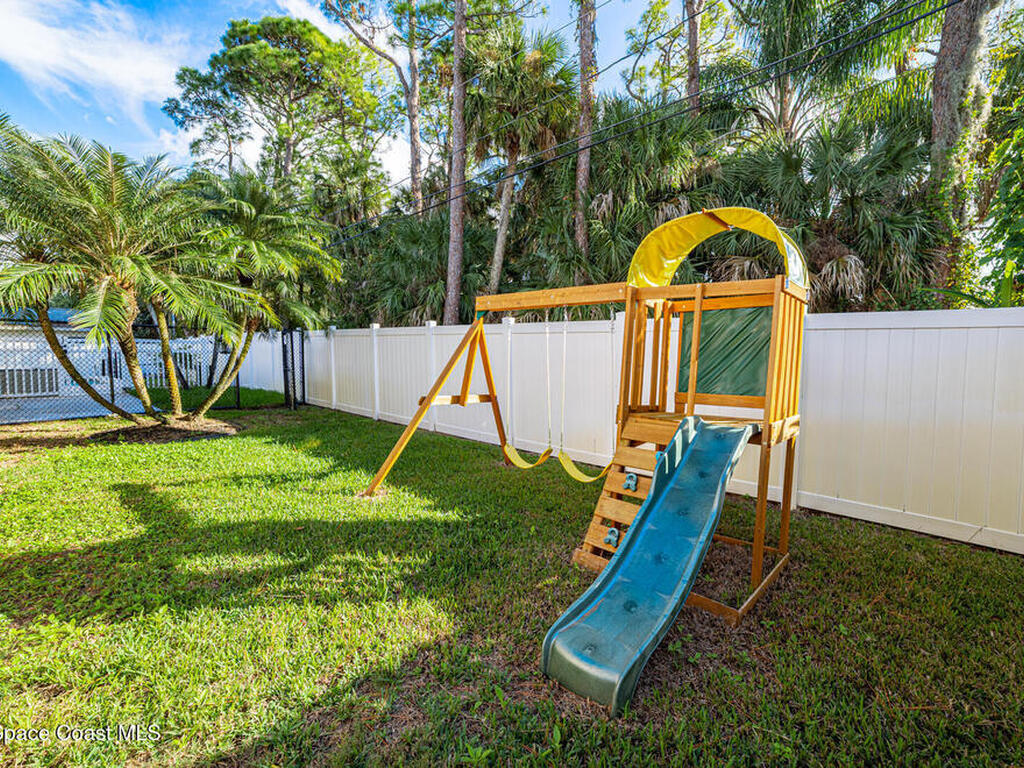 375 Nora Avenue, Merritt Island, FL 32952