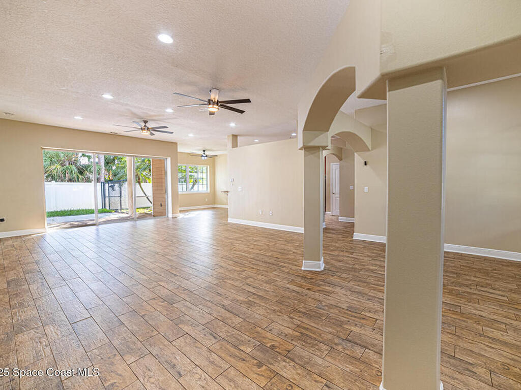 375 Nora Avenue, Merritt Island, FL 32952