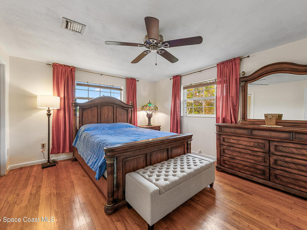 409 Lynn Avenue, Melbourne, FL 32935