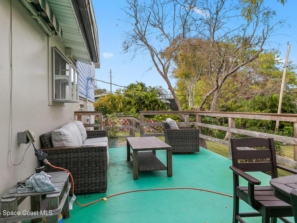 409 Lynn Avenue, Melbourne, FL 32935