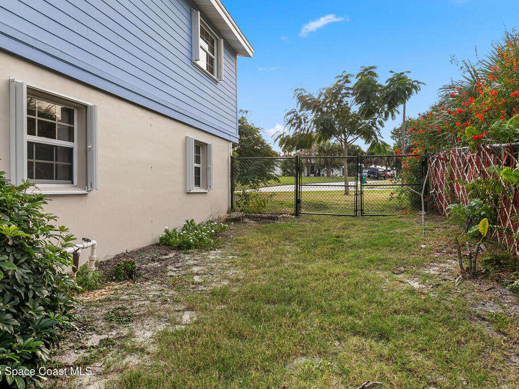 409 Lynn Avenue, Melbourne, FL 32935