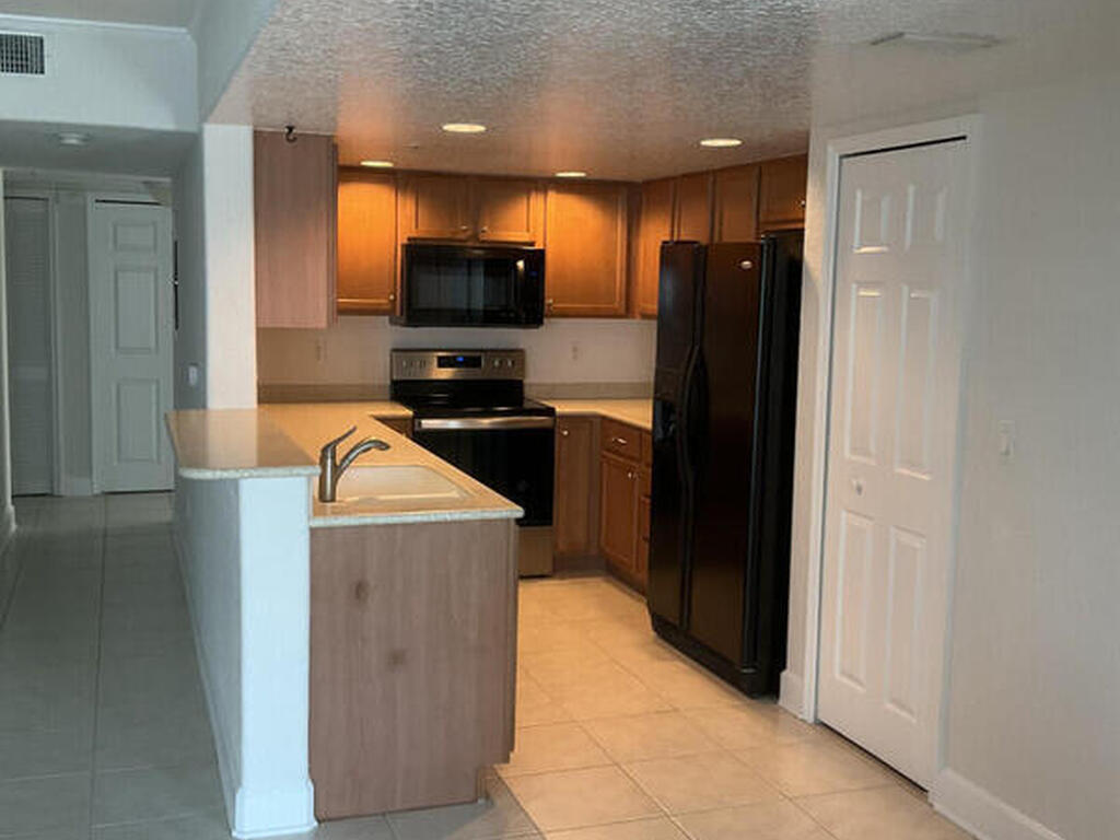 2035 Hwy A1a, Satellite Beach, FL 32937