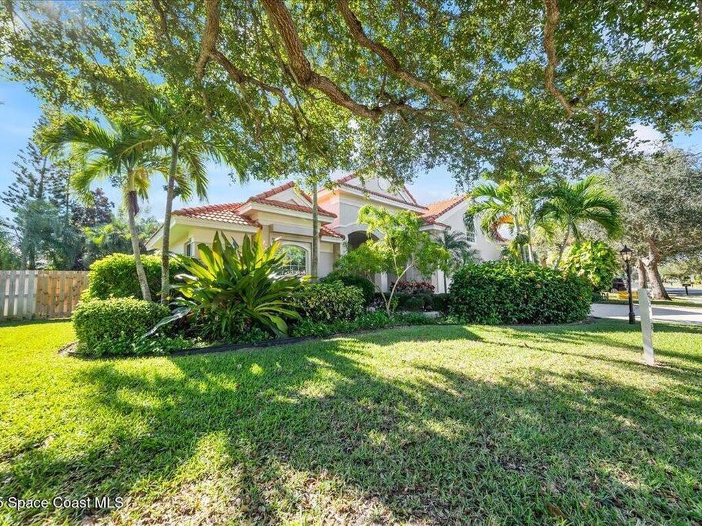 327 Southampton Drive, Indialantic, FL 32903