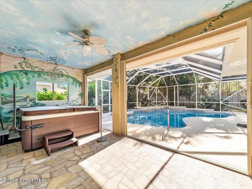 327 Southampton Drive, Indialantic, FL 32903