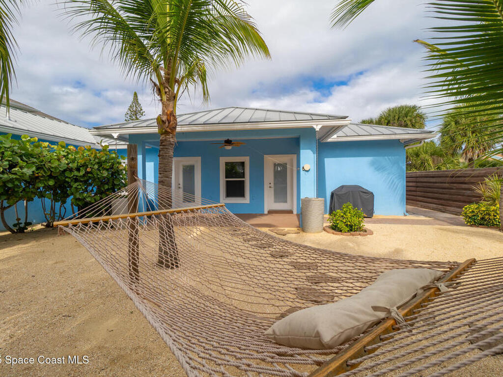 131 Harding Avenue, Cocoa Beach, FL 32931