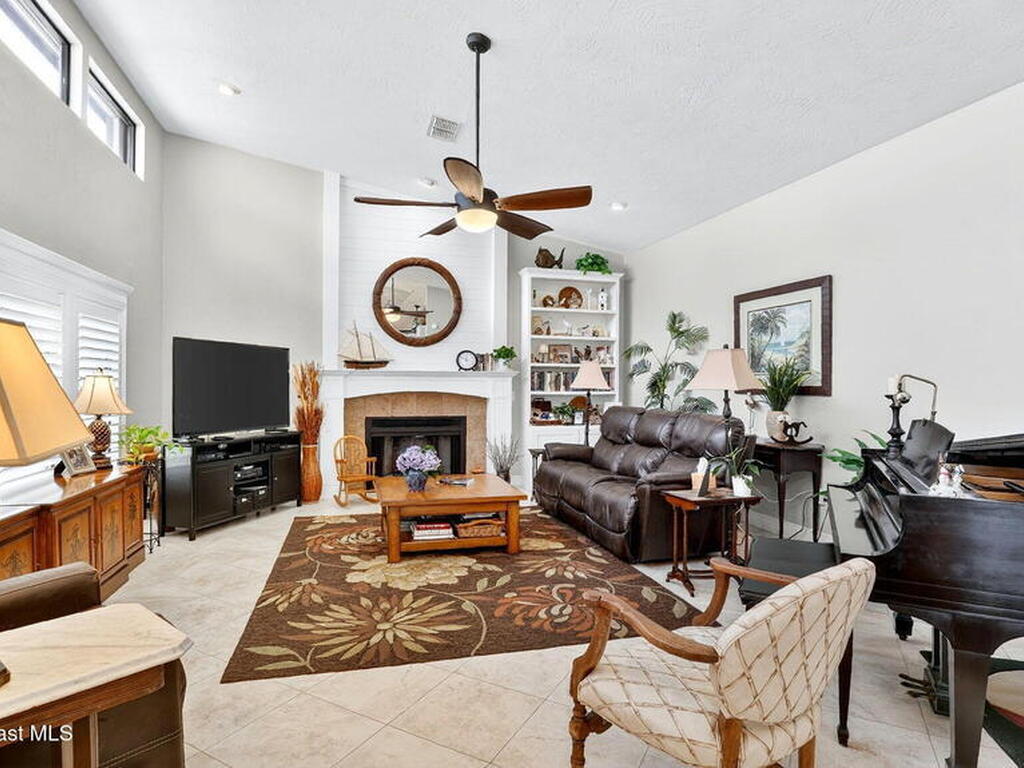 1100 S Riverside Drive, Edgewater, FL 32132