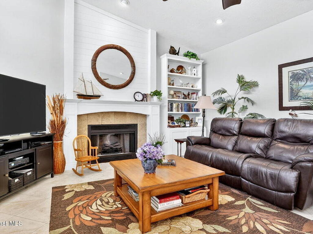 1100 S Riverside Drive, Edgewater, FL 32132