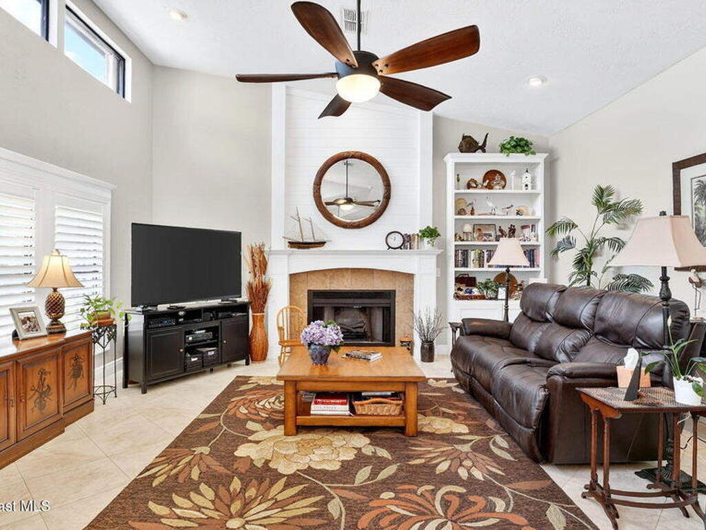 1100 S Riverside Drive, Edgewater, FL 32132