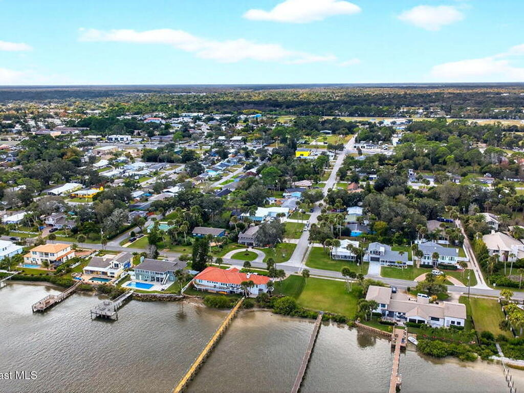 1100 S Riverside Drive, Edgewater, FL 32132