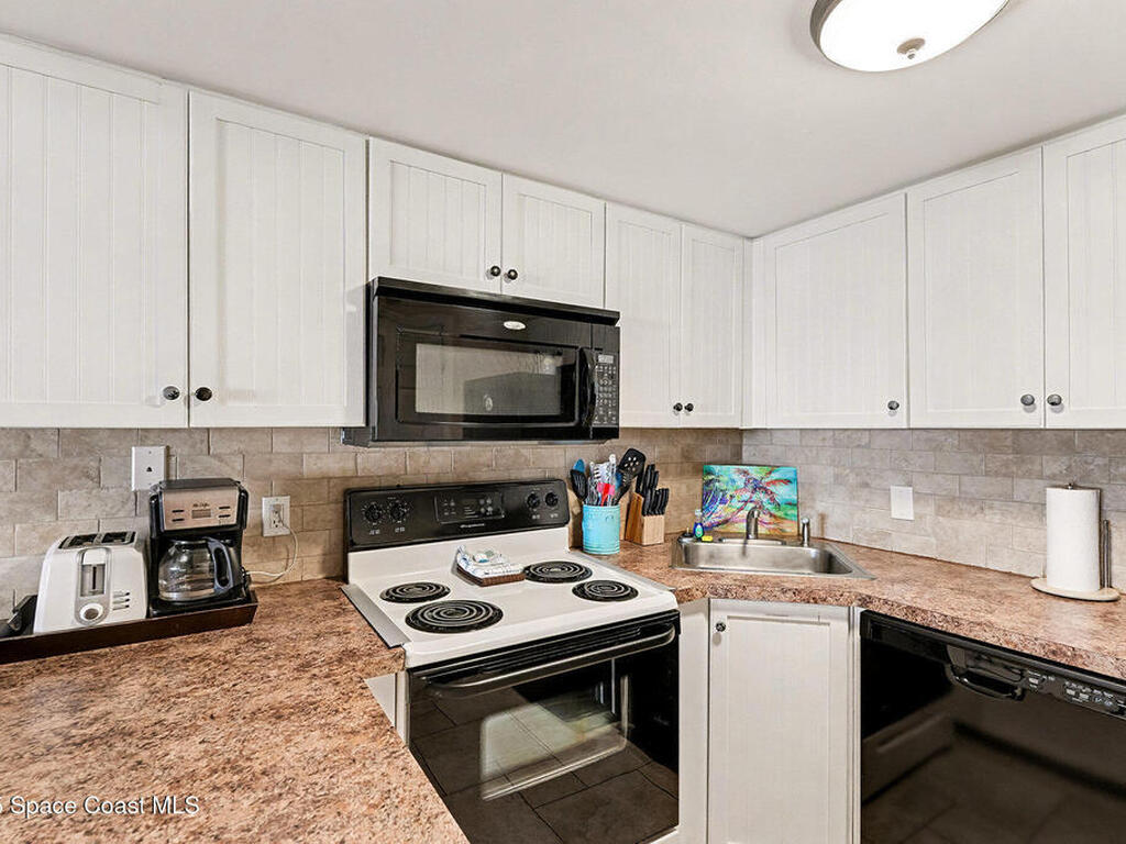 8600 Ridgewood Avenue, Cape Canaveral, FL 32920