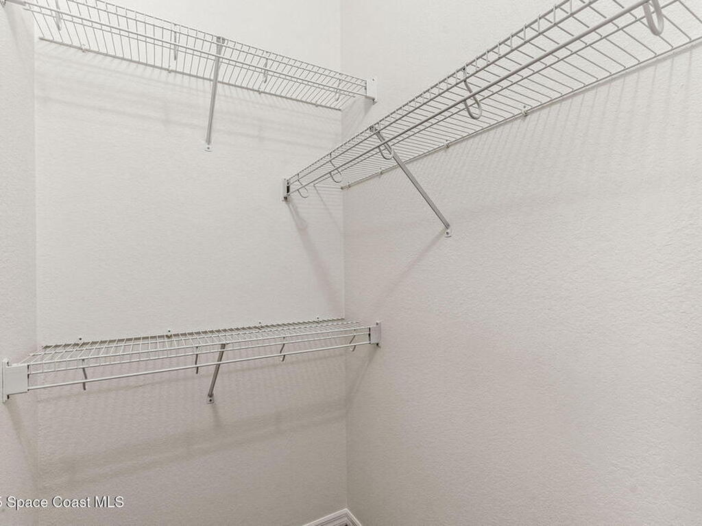 943 Carriage Hill Road, Melbourne, FL 32940