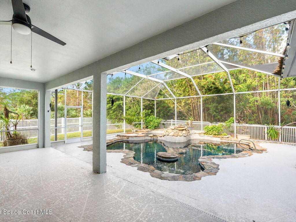 943 Carriage Hill Road, Melbourne, FL 32940