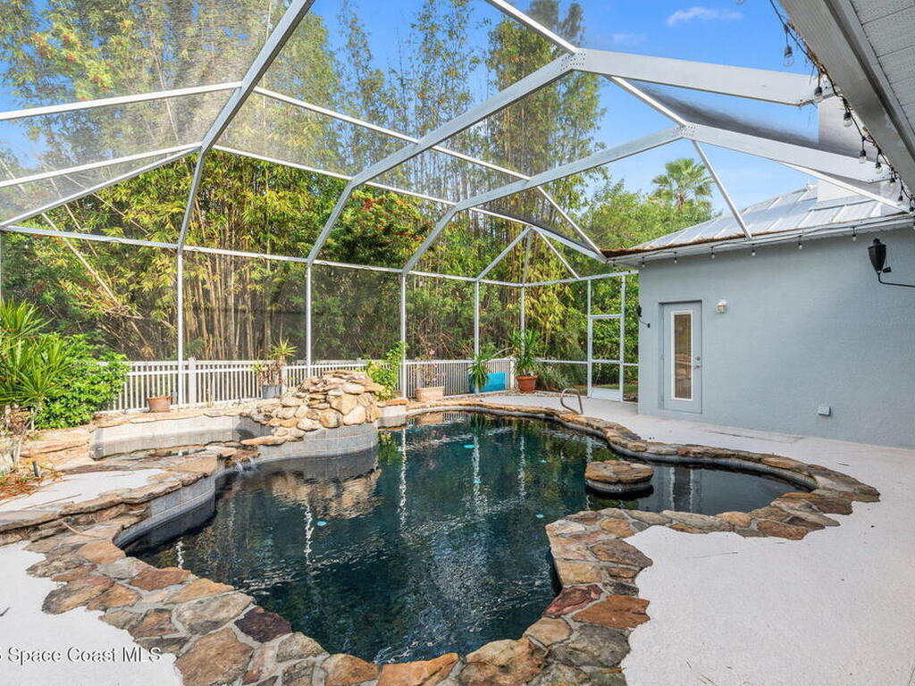 943 Carriage Hill Road, Melbourne, FL 32940