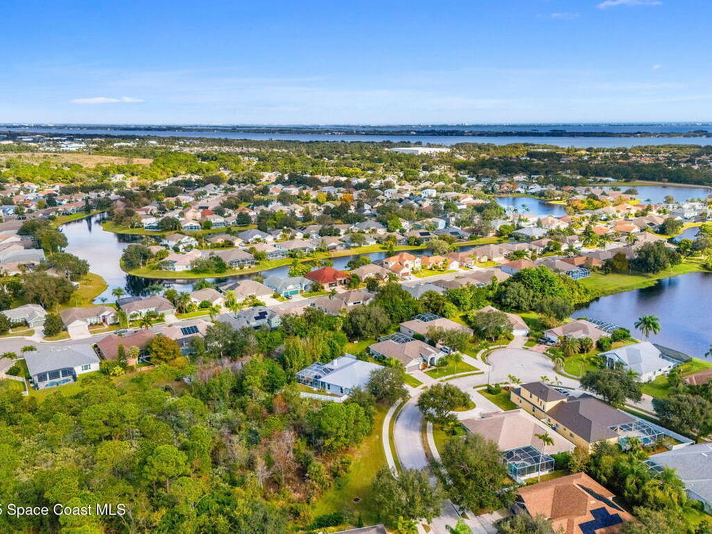 943 Carriage Hill Road, Melbourne, FL 32940