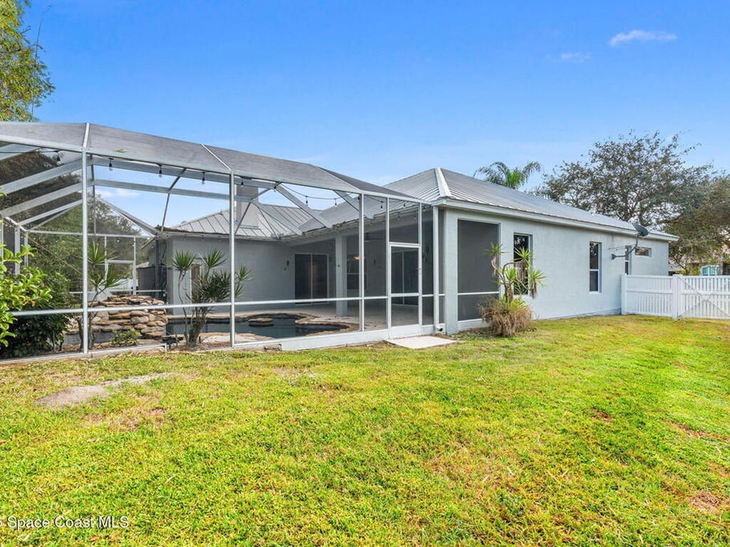 943 Carriage Hill Road, Melbourne, FL 32940