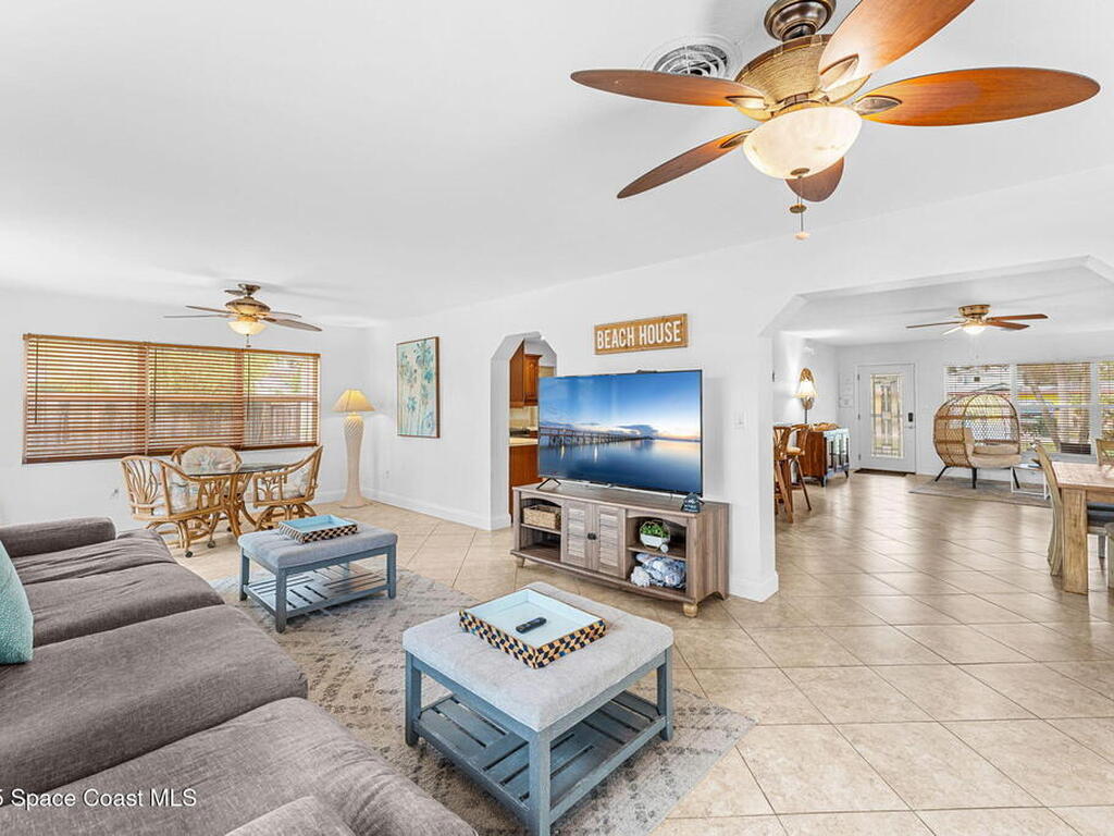 926 Santa Cruz Road, Cocoa Beach, FL 32931