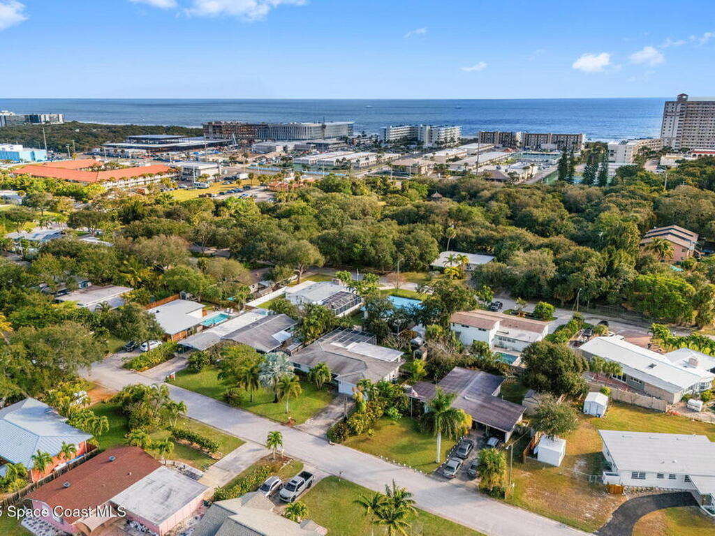 926 Santa Cruz Road, Cocoa Beach, FL 32931