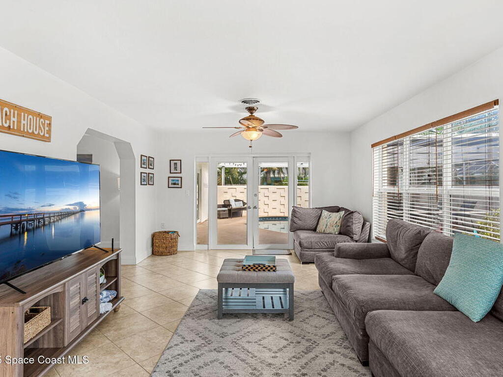 926 Santa Cruz Road, Cocoa Beach, FL 32931