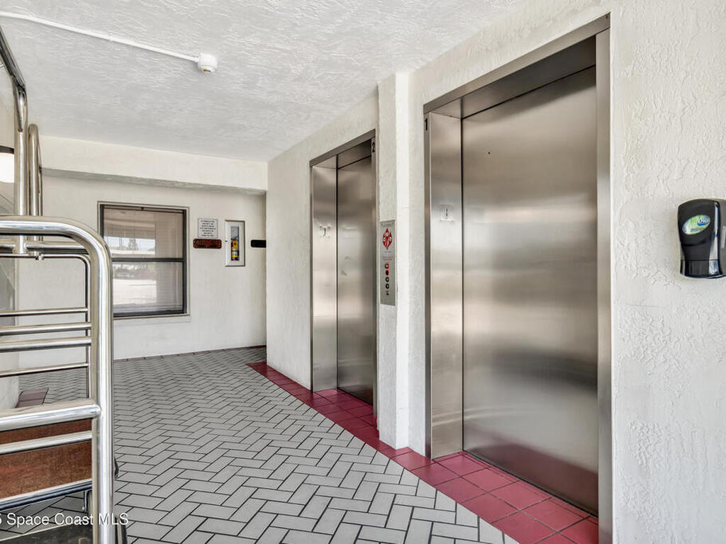 7400 Ridgewood Avenue, Cape Canaveral, FL 32920