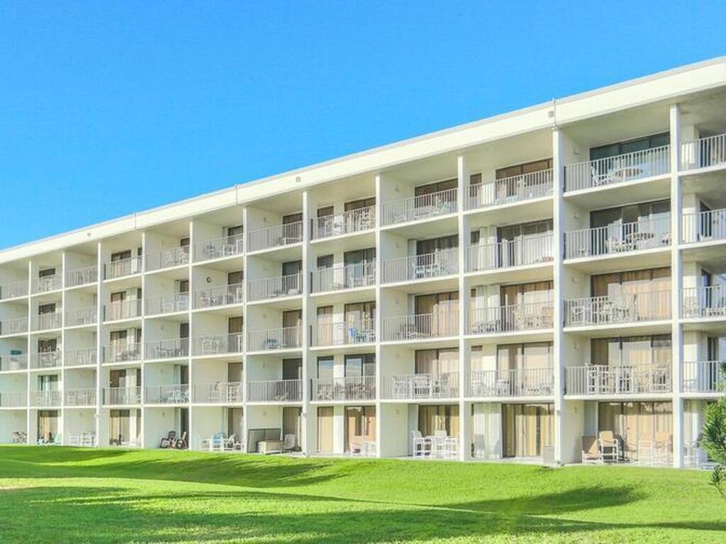 7400 Ridgewood Avenue, Cape Canaveral, FL 32920