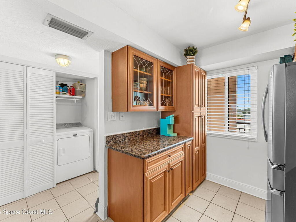 1305 S Atlantic Avenue, Cocoa Beach, FL 32931