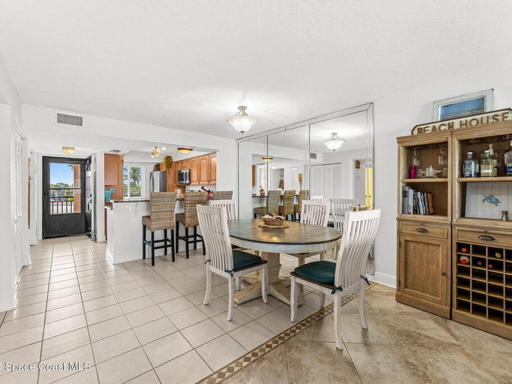 1305 S Atlantic Avenue, Cocoa Beach, FL 32931