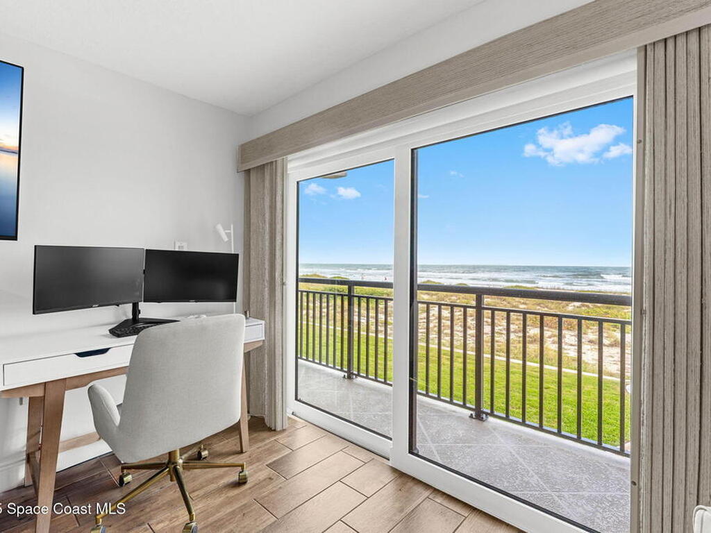 1305 S Atlantic Avenue, Cocoa Beach, FL 32931