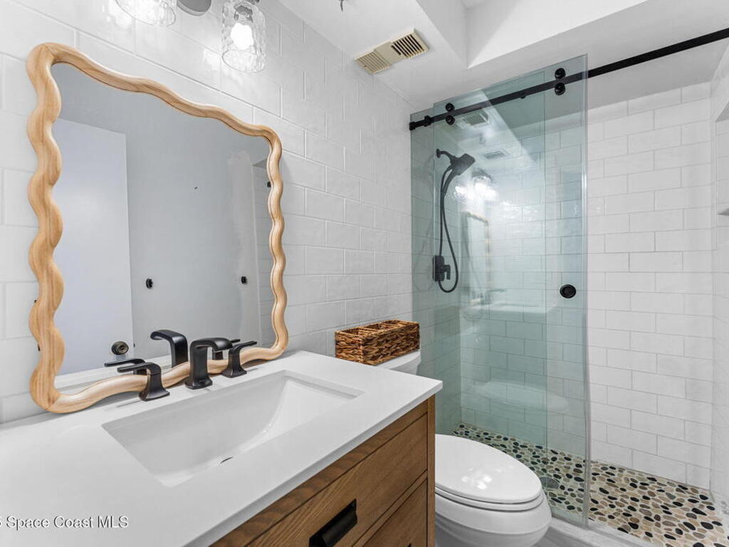 1305 S Atlantic Avenue, Cocoa Beach, FL 32931