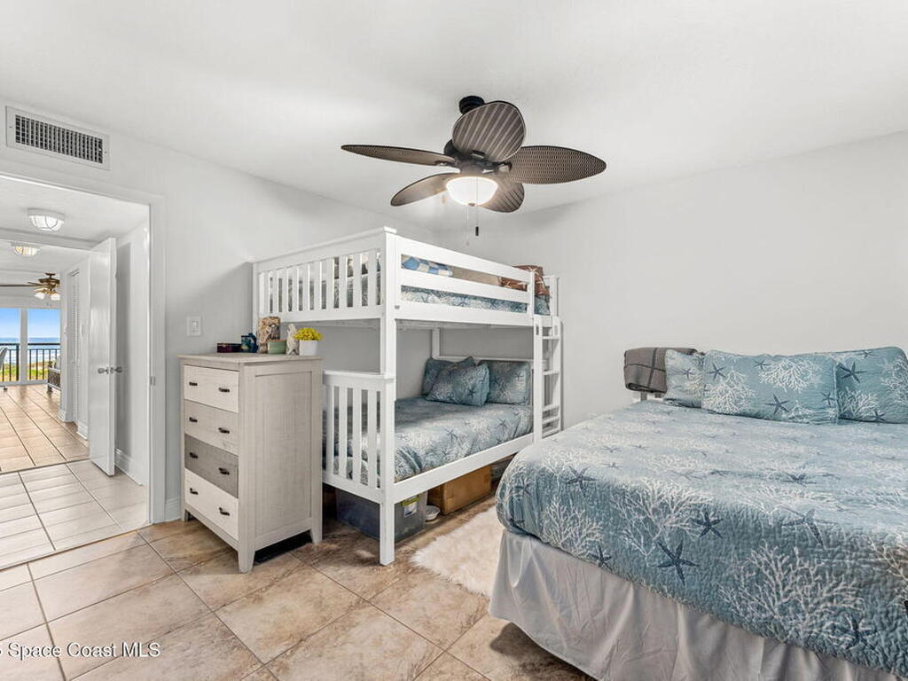 1305 S Atlantic Avenue, Cocoa Beach, FL 32931