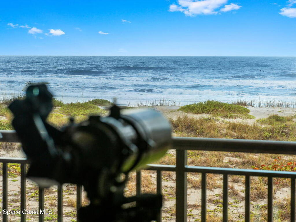 1305 S Atlantic Avenue, Cocoa Beach, FL 32931