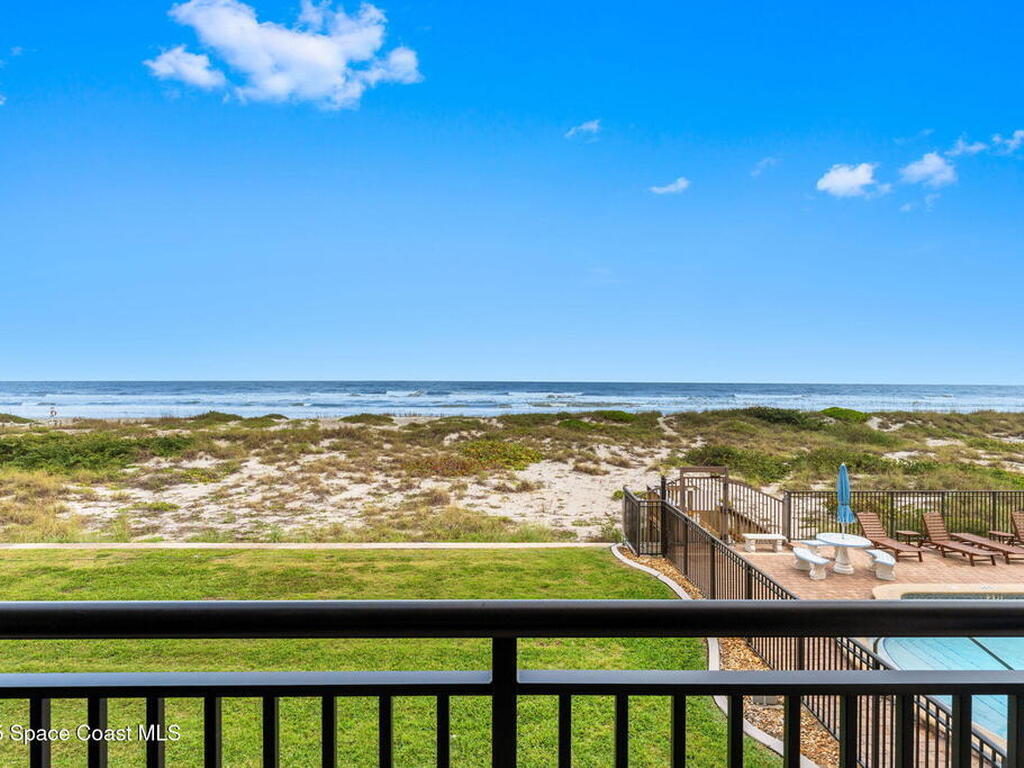 1305 S Atlantic Avenue, Cocoa Beach, FL 32931