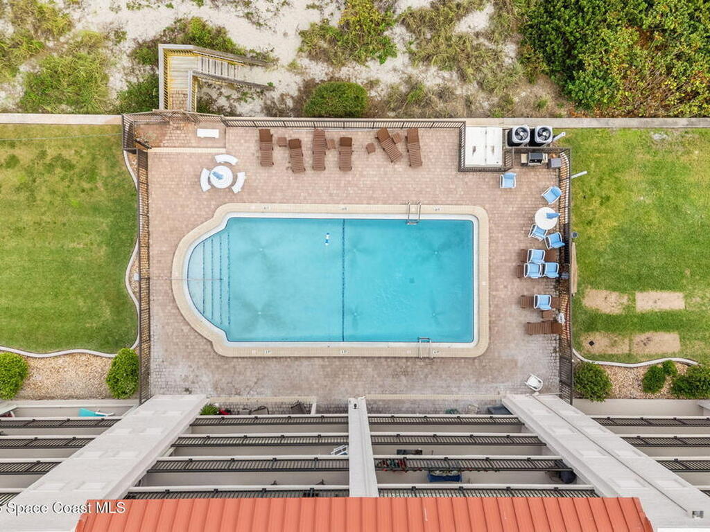 1305 S Atlantic Avenue, Cocoa Beach, FL 32931