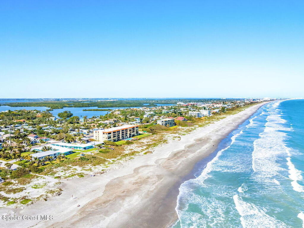 1305 S Atlantic Avenue, Cocoa Beach, FL 32931
