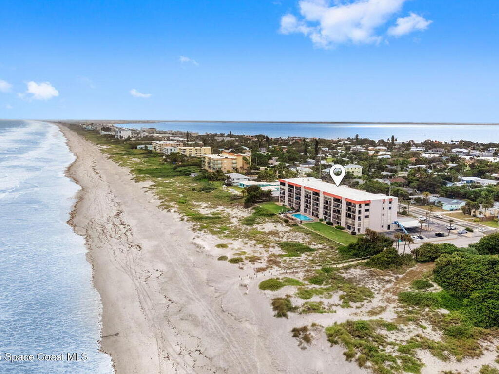1305 S Atlantic Avenue, Cocoa Beach, FL 32931