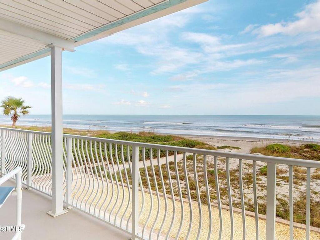 2515 S Atlantic Avenue, Cocoa Beach, FL 32931