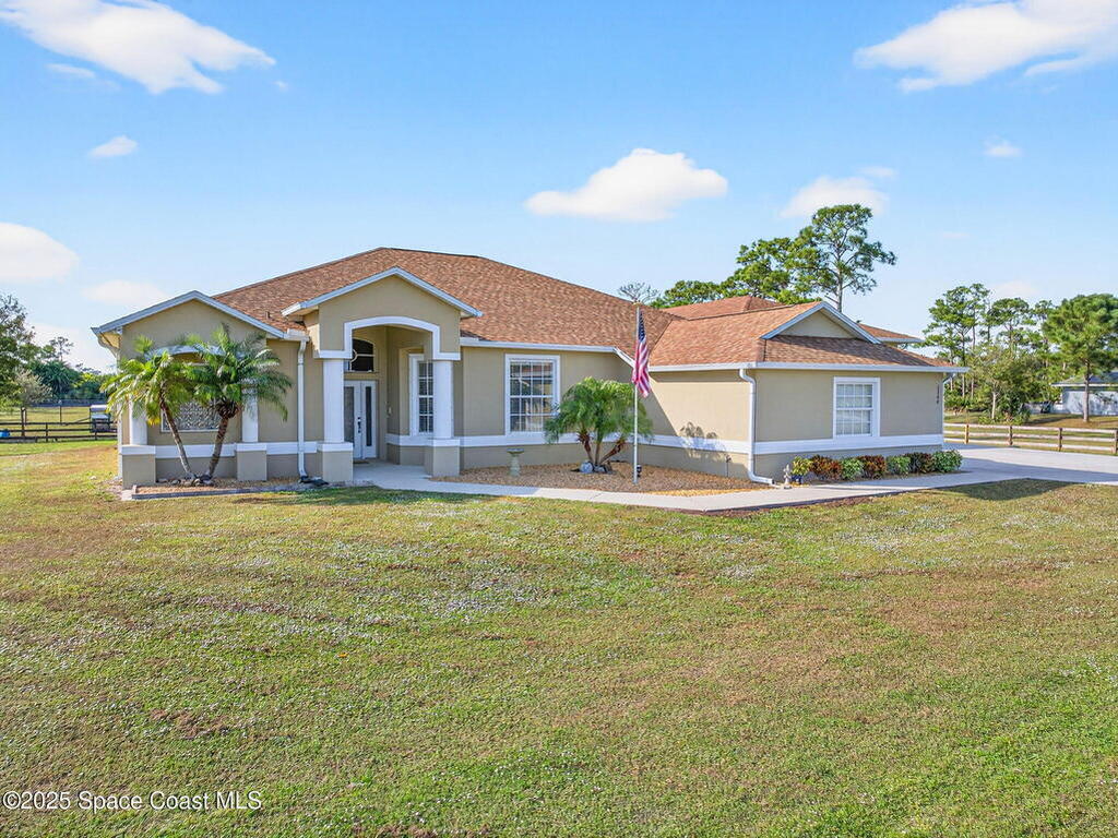 2740 Waring Lane, Malabar, FL 32950