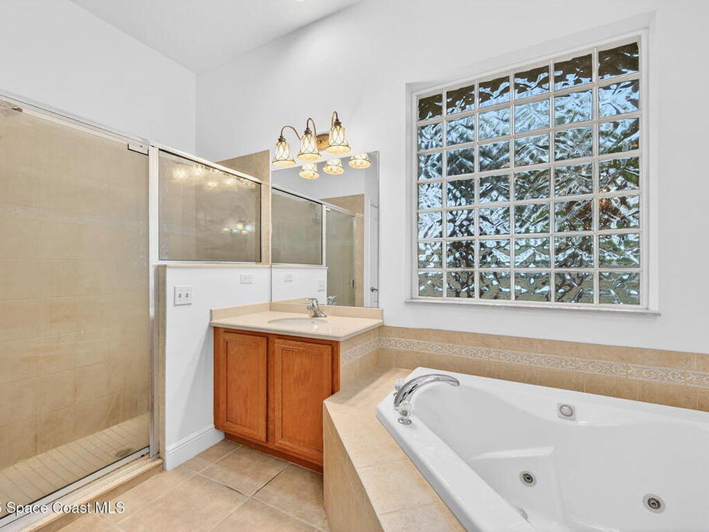 2740 Waring Lane, Malabar, FL 32950