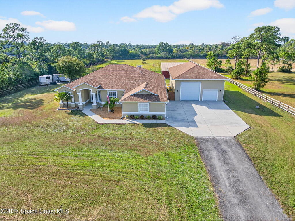 2740 Waring Lane, Malabar, FL 32950