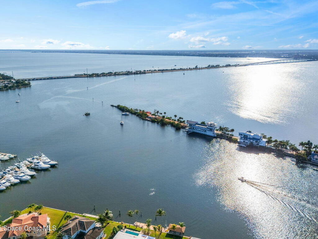 11680 Dragon Point Drive, Merritt Island, FL 32952