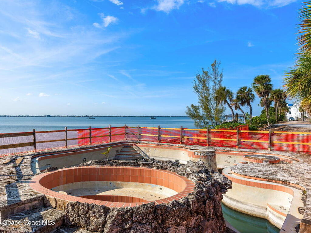 11680 Dragon Point Drive, Merritt Island, FL 32952