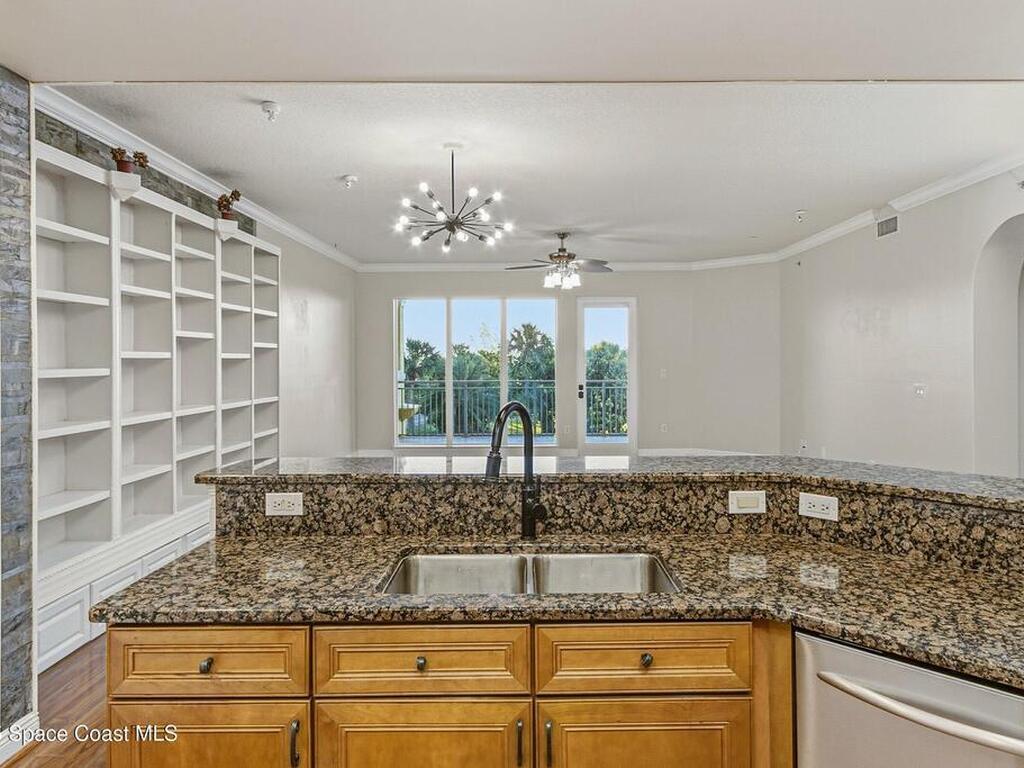 1437 Pineapple Avenue, Melbourne, FL 32935