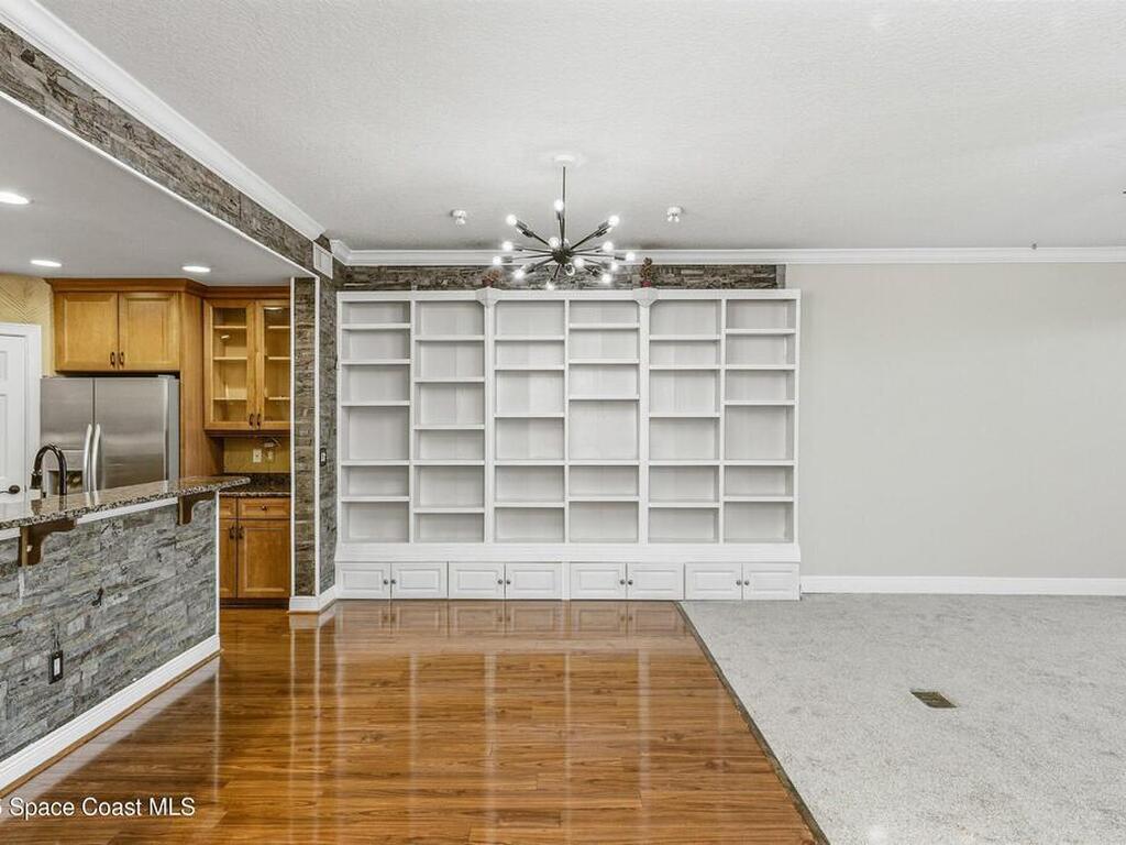 1437 Pineapple Avenue, Melbourne, FL 32935